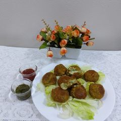 Veg cheese balls A picture of Veg cheese balls.