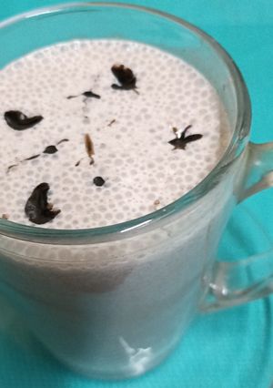 A picture of Banana Nutella Milkshake.