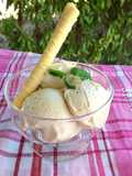 Helado de vainilla con anacardos