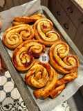 Bánh Ngàn Lớp Cuộn Mứt Dâu (Strawberry Jam Twists & Palmiers)