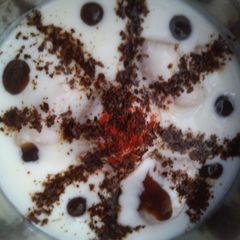 A picture of Dahi Bada golden apron.