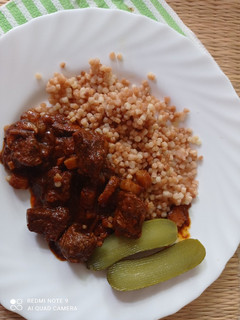 Marhapörkölt bográcsban recept fotója