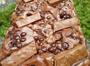 Foto resep Chewy brownies with Kit Kat