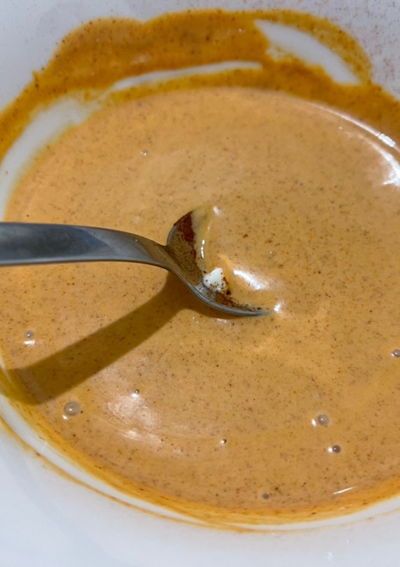 Una foto de Salsa brava fácil