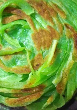 Foto resep Roti Maryam / Kue Canai/ Kue Phrata Pandan Berserat dan Pandan Isi Coklat