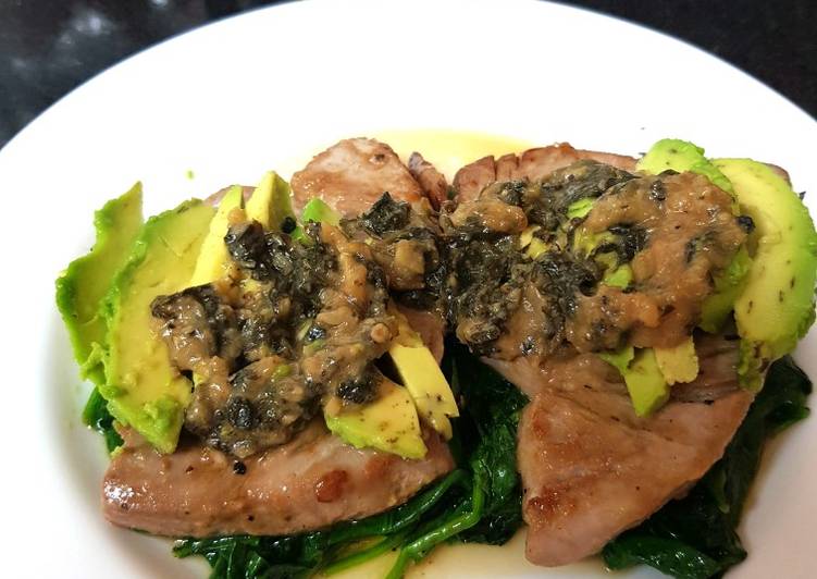 My Griied CitrusTuna Steaks with Avocado & Spinach π