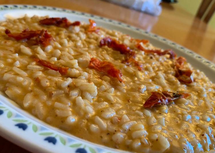 Risotto al pesto di pomodorini secchi 🍅