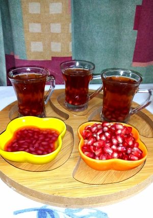 A picture of Pomegranate tea.