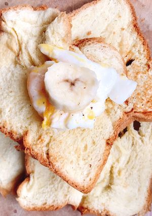 Hình của món Banana egg sandwich.