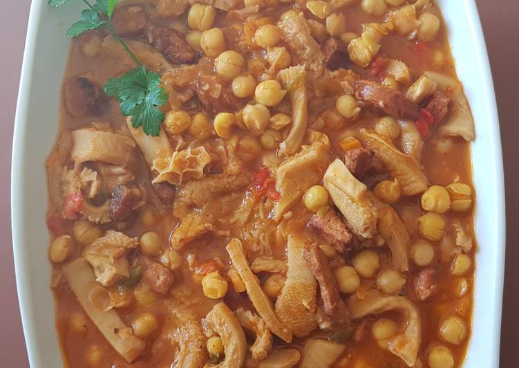 Cazuela. Mondongo, con garbanzos