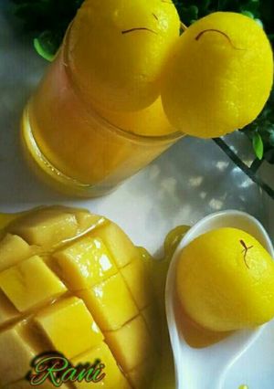 A picture of Mango Rasgulla.