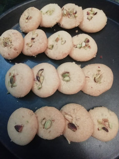नानखटाई (Nankhatai recipe in hindi) रेसिपी मुख्य फोटो