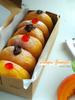 Foto resep Pumpkin Bomboloni (Bomboloni Labu Kuning)