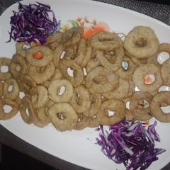 A picture of Potato rings..