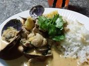 A picture of clam broth