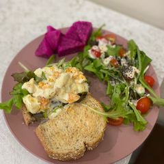 A picture of Egg salad sandwich.