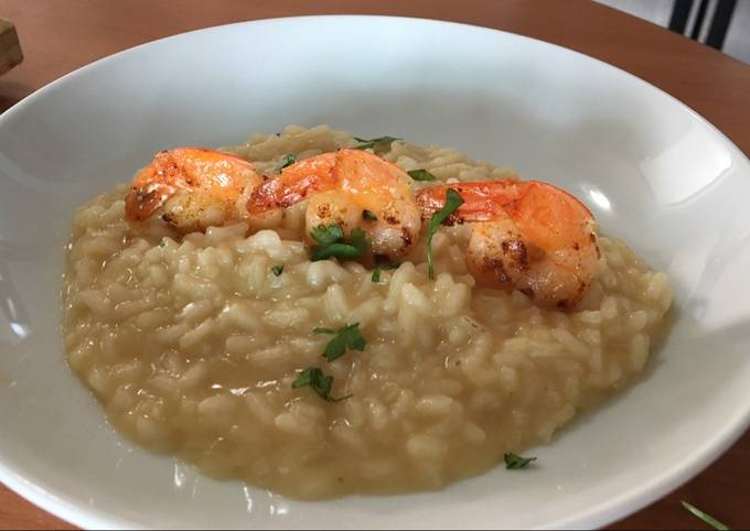 Risotto a la parmesana con Camarones Receta de Del Underground A La Cocina-  Cookpad