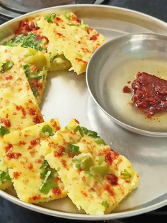દૂધી ના ઢોકળા (Dudhi Dhokla Recipe In Gujarati) રેસીપી મુખ્ય ફોટો