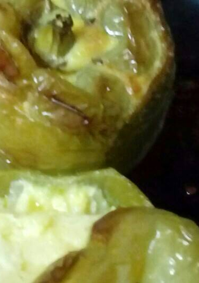 Una foto de Pimientos asados rellenos de tortilla de patatas