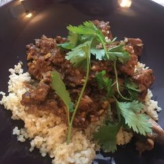 A picture of Persian walnut stew (vegan).