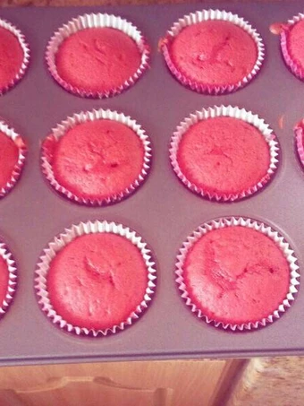 Simple Way Make Recipe Red velvet cupcakes that is Really Delicious, So Delicious}