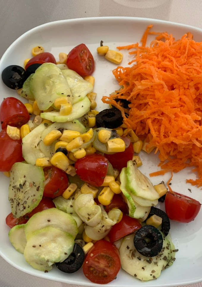 Una foto de Ensalada de verano vitamínica