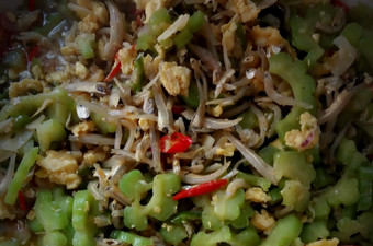 Cara Gampang Membuat Oseng Pare Teri Pedas Anti Gagal