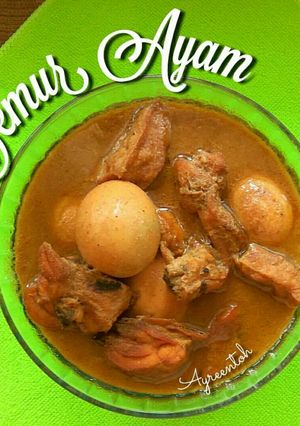 Foto resep Semur Ayam dengan Susu, Gurihhh