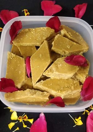 A picture of Besan Burfi.