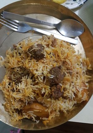 A picture of Mutton dum biryani.