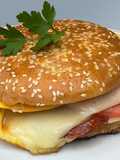 Ich esse diesen Burger schon seit drei Tagen hintereinander