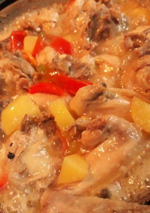 A picture of Spicy ginataang manok.
