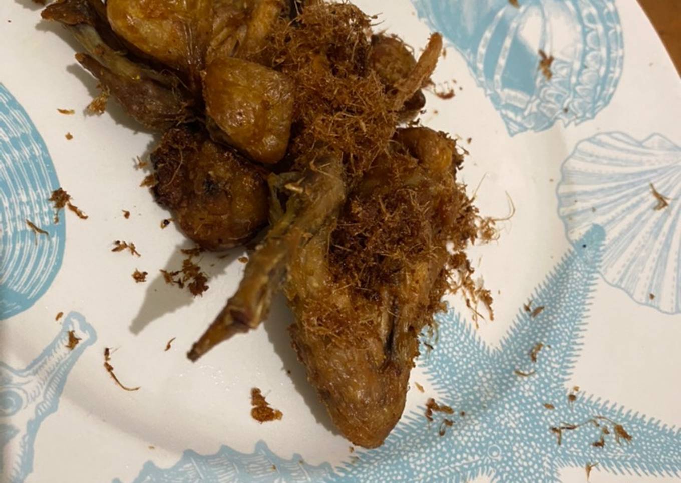 Sayap & Brutu Ayam Goreng Lengkuas byTia