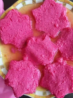 ரோஸ்மில்க் ரசகுல்லா (rosemilk rasakulla Recipe in Tamil) செய்முறை முக்கிய புகைப்படம்
