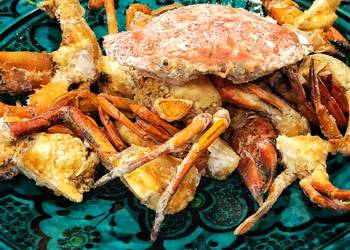 How to Prepare Tasty Ginger and Scallion Fried Mud Crab