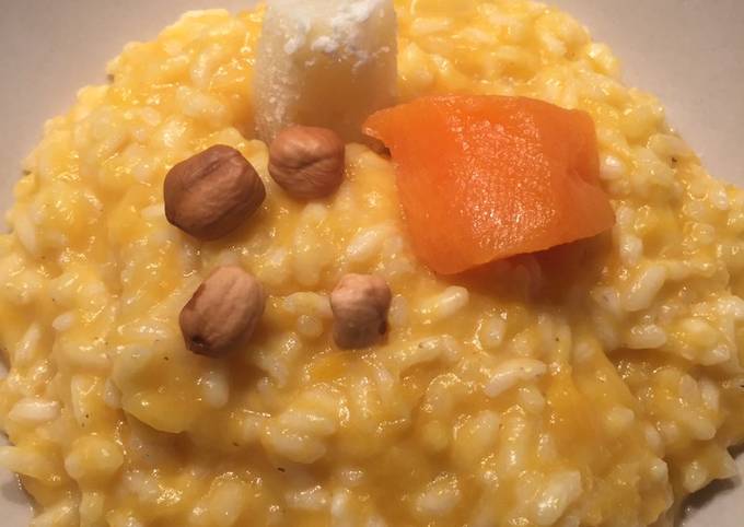 Modo semplice a Fai Preferito Risotto zucca pecorino e nocciole