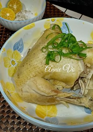 A picture of Boiled Chicken in a Rice Cooker: Easy and Delicious.