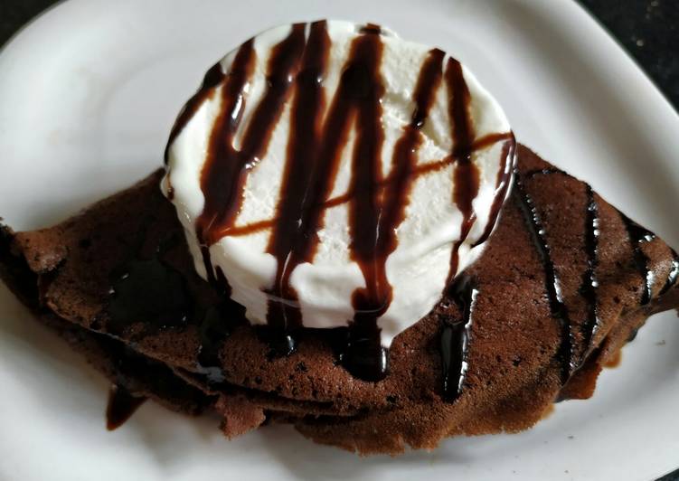 Non fermented chocolate Dosa with ice cream and chocolate sauce