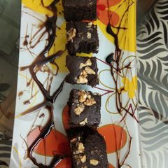 A picture of Walnut brownie.