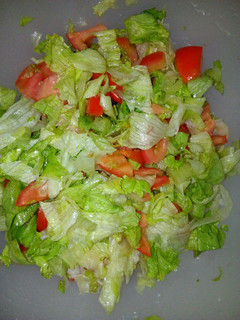 Una foto de Ensalada fresca y clásica