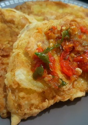 Foto resep Telur Dadar Krispi Sambal Geprek