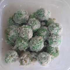 รูปของ Klepon isi gula merah