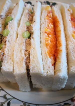 รูปของ Sandwich ปูอัดไข่กุ้ง&ทูน่าถั่วแระ