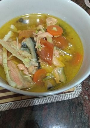 Foto resep Sop pindang tulang ikan salmon