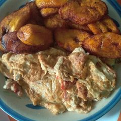 Fried plantain (dodo) and egg A picture of Fried plantain (dodo) and egg.
