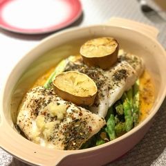A picture of Lemon asparagus With Cod fish.