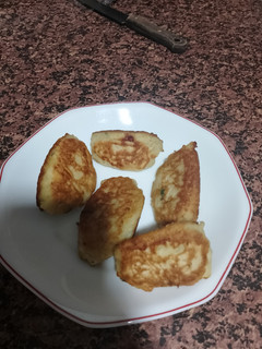 Una foto de Buñuelos de patata y bacalao