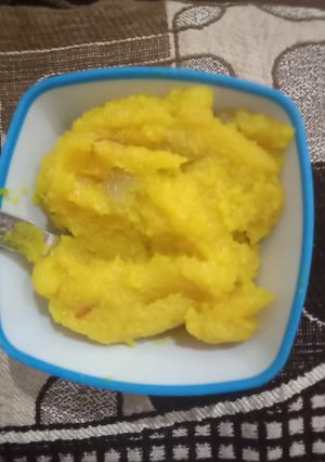 A picture of Moong dall ka halwa.