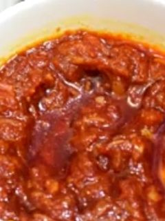 લસણ ની ચટણી (Garlic Chutney Recipe In Gujarati) રેસીપી મુખ્ય ફોટો
