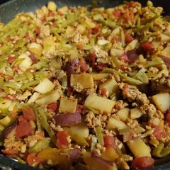 Healthy Picadillo with Turkey and Red Potatoes (One Pan) A picture of Healthy Picadillo with Turkey and Red Potatoes (One Pan).